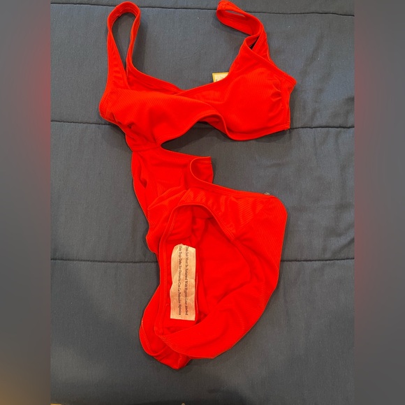 Kona Sol One Piece - Picture 2 of 4